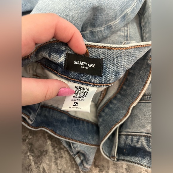 Express Straight Ankle High Rise Jean - Picture 5 of 8